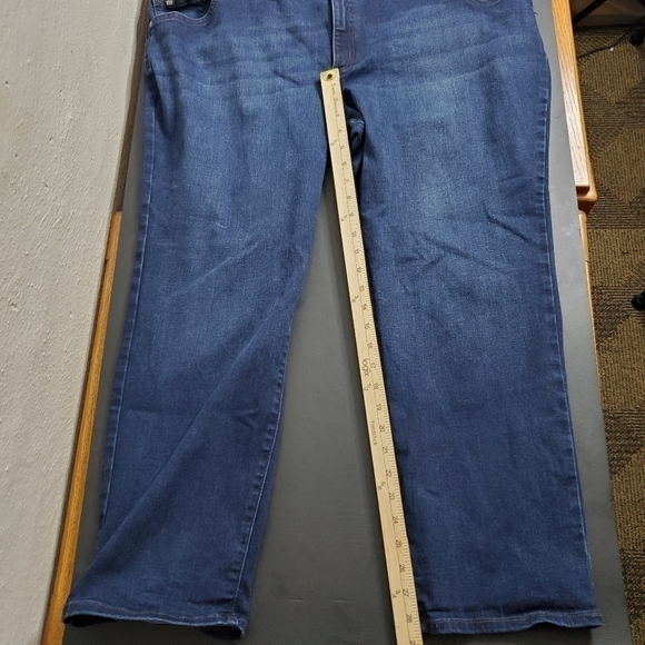 Lee Regular Fit Straight Leg Mid Rise Jeans Size 22W Petite Blue - Picture 2 of 14